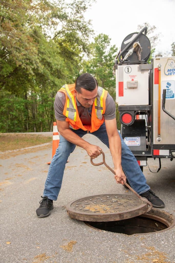 EL PLOMERO LATINO INC. | Sewer Drain Man