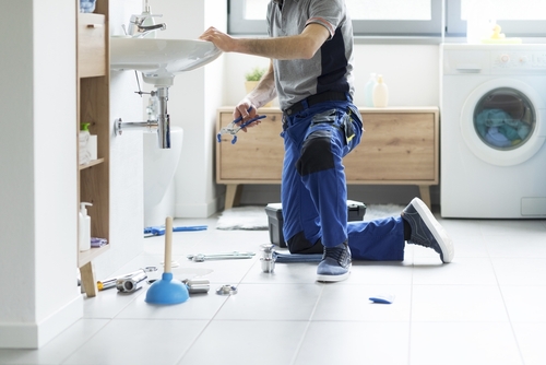 orlando plumber fixing sink